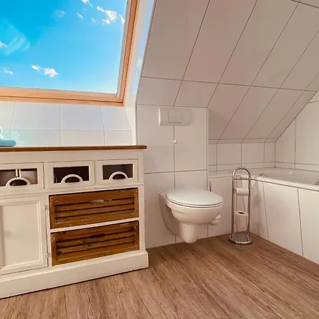 Hébergement de vacances Haus Sansibar Auf Mit Sauna& Kamin, Ruhigem Garten-700m Vom Strand! Poel